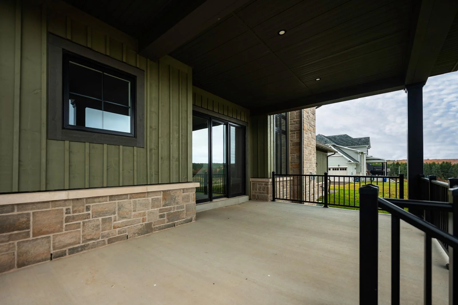 53 Holly Lane covered front porch